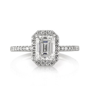 Bague de fiançailles en or blanc massif avec diamant de laboratoire taille émeraude et halo caché, pour femme - Product Image 1