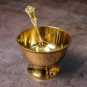 Copa de helado de latón con tema real diseñada para ocasiones elegantes configuraciones de cenas finas y celebraciones indias tradicionales - Product Image 5
