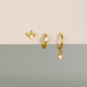 <span class=keywords><strong>3</strong></span> cái/bộ S925 Bạc Bướm Hình Học Zircon Clover Ngựa Mắt Nước Drop Zircon Đơn Giản Bông Tai Bộ - Product Image 2