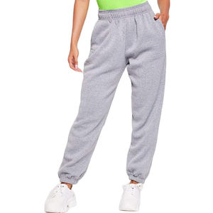 Sudaderas de mezcla de algodón acogedoras unisex, logotipos personalizados, ropa informal de cintura media con parte delantera plana para todas las estaciones con servicio OEM disponible - Product Image 4