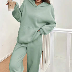 Conjunto Deportivo Informal de Invierno para Mujer, Diseño de Lujo, Transpirable, Estampado, con Sudadera con Pedrería y Pantalones Acampanados, Estilo Y2K - Product Image 1