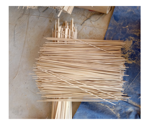 Bâton de bambou durable, fabriqué au Vietnam, qualité d'exportation/bâton de bambou naturel pour le jardinage, solution abordable pour les plantes domestiques - Product Image 1