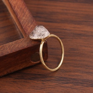 Anillo de Compromiso Clásico para Mujer, Hecho a Mano, Plata de Ley 925, Cuarzo Rosa Natural en Bruto, Chapado en Oro, Sin Níquel, Sin Plomo, para Cumpleaños - Product Image 4