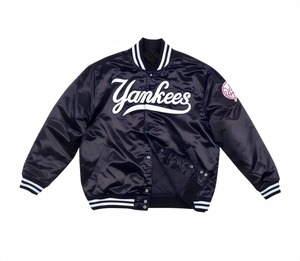 Wholesale Women Crop Top Jacket Lightweight Fashion Outerwear for Spring & Summer OEM/ODM - Product Image 6