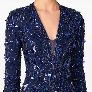 Robe longue élégante à encolure en V et manches longues, antistatique et respirante pour les mariages, les bals, les soirées avant incluses - Product Image 1