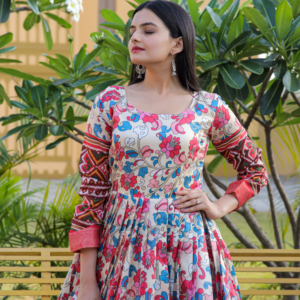 Elegante Vestido de manga larga en seda Banarasi con estampado de Kalamkari y forro de algodón Jacquard Patta lienzo Stitch Fancy Neck Finish - Product Image 1