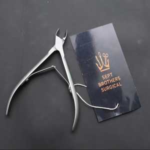 Cortaúñas Profesional de Acero Inoxidable |   Cortacutículas Afilado para Manicura y Pedicura - Product Image 4