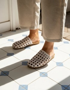 Mules Planos Casuales para Mujer, con Parte Superior Tejida, Punta Cerrada, Transpirables y Ligeros, para Vacaciones de Verano, Uso Interior/Exterior - Product Image 3