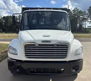 Camión de plataforma basculante Freightliner M2-106 usado, listo para exportación, año 2015, en venta - Product Image 5
