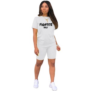T-shirts courts pour femmes Vêtements décontractés deux pièces Survêtement Poches Loose Tops Shorts Set Femme O-Neck Casual Sets - Product Image 4