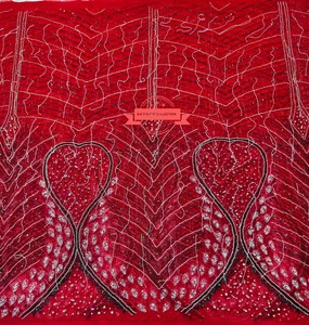 Robe de mariée florale de luxe faite à la main, ornée de sequins, de franges, de dentelle en maille et de strass, style traditionnel écologique 5 - Product Image 2