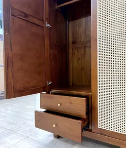 Armoire en rotin de style mid-century, en bois massif, quatre portes, avec tiroirs de rangement - Product Image 6