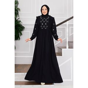 Robe de soirée modeste Hijab avec nœud sur le côté et design de pierre sur le devant noir - Product Image 1