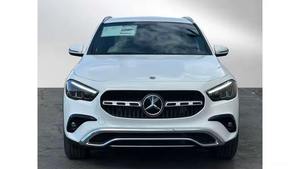 Hatchback 2025 Boîte de vitesses automatique, État impeccable, Modèle 2023 X-Line, Faible kilométrage, Sièges automatiques, Accidenté - Product Image 2