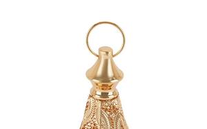 Farol de Metal Dorado de Lujo con Diseño Intrincado de Corte Ondulado, Forma Compacta, Anillo para Colgar, Brillo Cálido de Vela para una Decoración Elegante del Hogar - Product Image 3