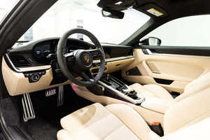 USADO EN BUEN ESTADO, 2024, para 911 Turbo S Coupé AWD R20, Asientos de Cuero Izquierdos, Interior Claro, EN Buen Estado - Product Image 6