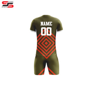 Ensemble d'uniformes de football d'hiver en polyester 100% personnalisé de haute qualité à séchage rapide pour adultes à manches courtes avec impression de nom - Product Image 5