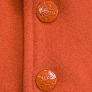 Veste universitaire en cuir à capuche pour homme, économique, avec logo frontal, imperméable et respirante pour une utilisation en extérieur en hiver - Product Image 4