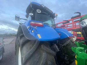 New Holland T7.200 AC - Product Image 4