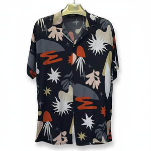 Chemise Homme Personnalisée à Col Camp, Imprimé Floral, en Satin, Manches Courtes, Légère, Respirante et Infroissable pour les Vacances d'Été - Product Image 2