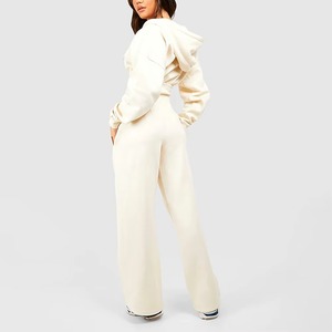 Survêtements pour femmes fabriqués au Pakistan, tissu de qualité supérieure, 100% coton, service OEM, logo brodé, dernier design 2025 - Product Image 2