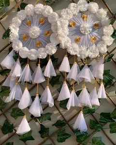 คู่ของตกแต่งรอบ jhoomar latkan hangers L ดาวเรืองและดอกไม้สุทธิแขวนสำหรับ haldi, mehindi, เทศกาล, ฉากหลังแต่งงาน - Product Image 4