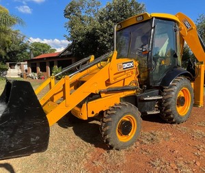 Retroexcavadora JCB 3CX/4CX usada en venta en Shanghái - Diésel, bajo consumo de combustible, con garantía. - Product Image 4
