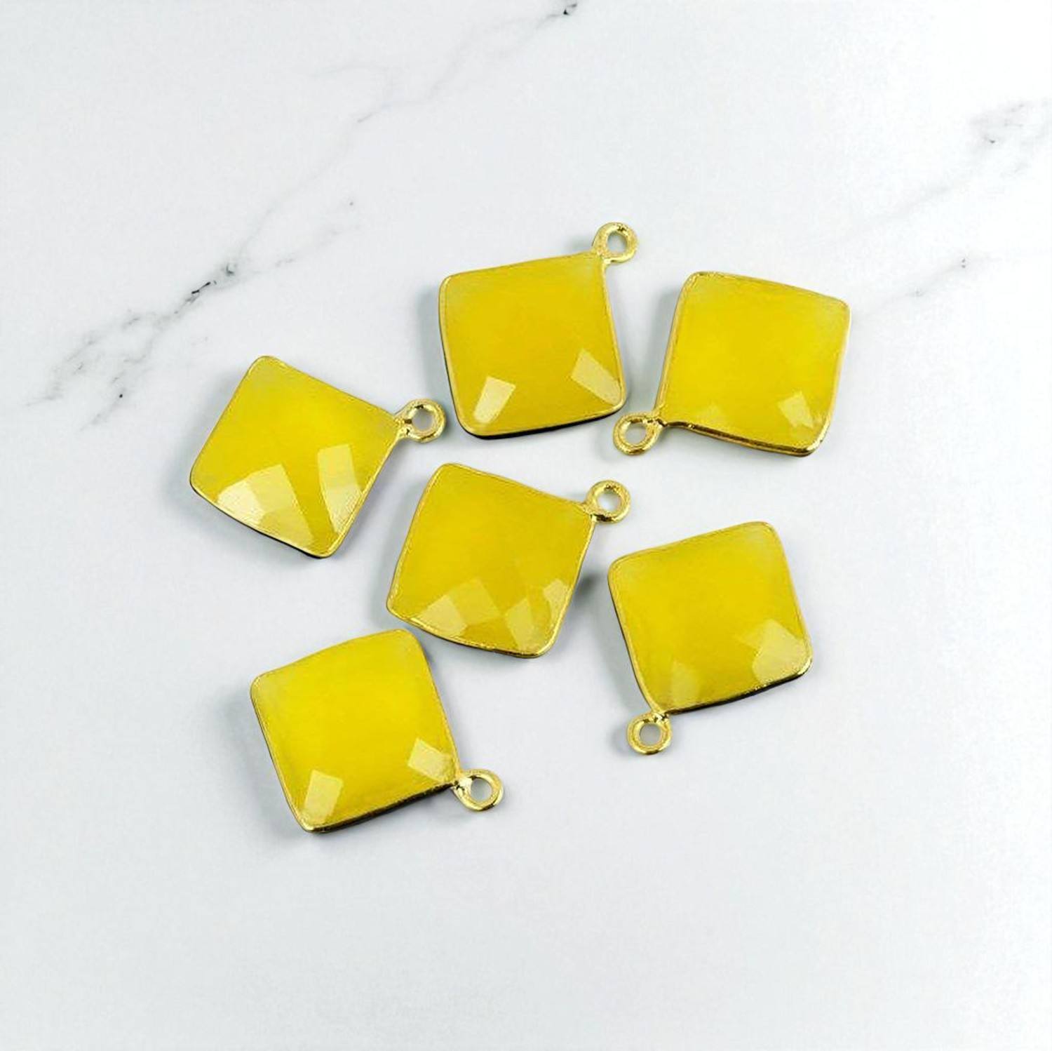 คาลซิโดนีสีเหลือง