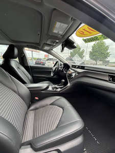 Voiture d'occasion de qualité abordable, Toyota Camry hybride 2019, conduite à gauche - Product Image 4