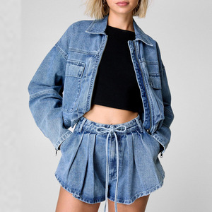 Venta al por mayor de algodón de moda para mujer ropa deportiva conjunto doble 2026 precio de fábrica logotipo personalizado corto 2 piezas chaqueta de mezclilla y pantalones cortos conjunto - Product Image 1