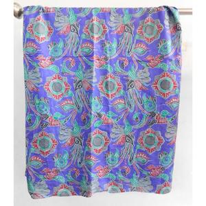 Robe saree en soie vintage faisant des vêtements de couture artisanaux en soie sari en tissu - Product Image 1