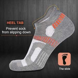 Chaussettes de sport en coton pour hommes, motif jacquard brodé avec logo personnalisé, pas de commande minimale, caractéristique antibactérienne, bas courts - Product Image 3