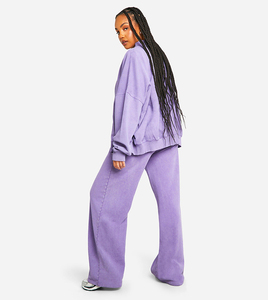 Vente en gros de survêtement délavé à l'acide 100% coton de haute qualité pour femmes, logo personnalisé, col montant court pour femmes, ensemble 2 pièces fabriqué au Pakistan - Product Image 2