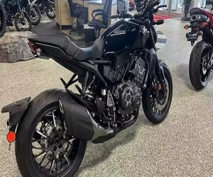 ORIGINAL 2024 NOUVEAU CB1000R Black Edition 1312cc Moto de route avec moteur 4 temps Moto tout-terrain - Product Image 1