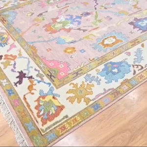 พรมปูพื้นสีชมพูทันสมัยขนสัตว์แท้ทำมือปรับขนาดได้หลากสีชุดทันสมัย - Product Image 1