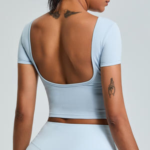 Vente en gros Haut court dos nu à encolure dégagée pour femmes Chemise de yoga à manches courtes pour la gym, le pilates et la danse Commandes OEM - Product Image 3