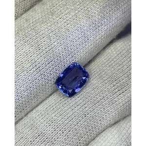 พลอยแทนซาไนต์ทรงคุชชั่นสีน้ำเงินธรรมชาติ สวยงาม เหมาะสำหรับการฝังทำเครื่องประดับชั้นดี มีจำหน่ายในราคาขายส่ง - Product Image 4