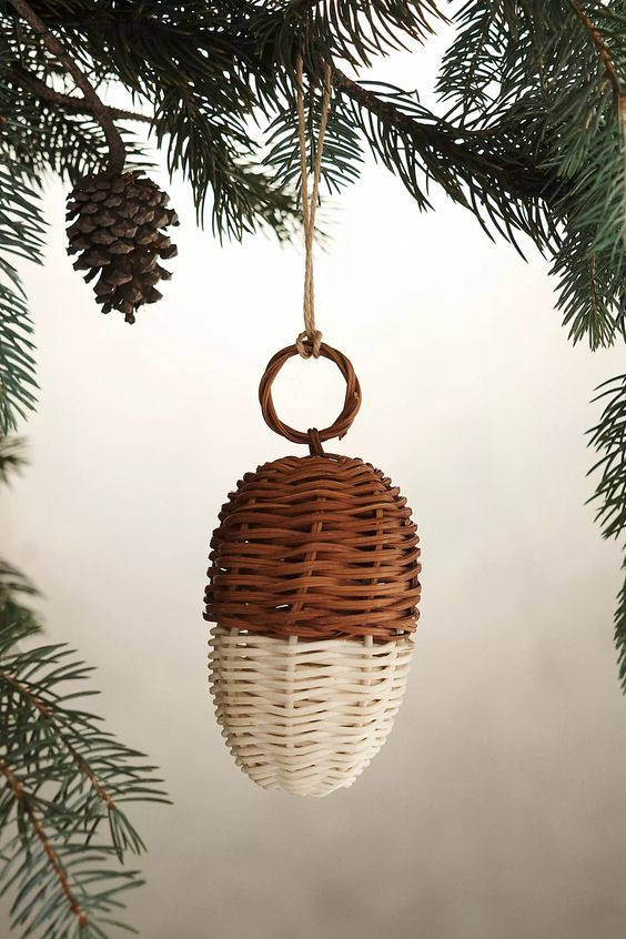 สีน้ำตาล