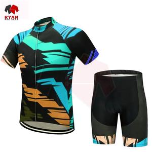 Uniforme de cyclisme pour hommes de haute qualité Conception personnalisée Logo personnalisé respirant à séchage rapide - Product Image 2