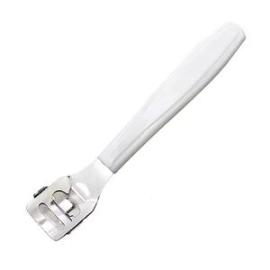 Herramienta para Remover Callosidades de los Pies, Cuchilla para Pedicura, Eliminación de Callosidades y Piel Áspera, Resistente - Product Image 2