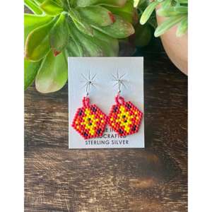 Pendientes Colgantes Navajo con Cuentas de Plata de Ley y Piedras Multicolores, Joyería Artesanal Hecha a Mano - Product Image 1