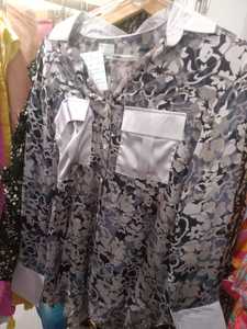 Wholesale Women <b>Black</b> & White Printed Blouse <b>Long</b> Sleeve Loose Fit Button-Down Shirt, Casual Office Daily Wear <b>Tops</b> Comfortable - Product Image 6