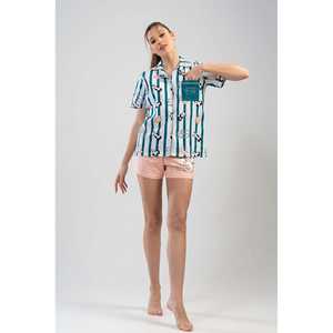 Camisa de Manga Corta para Mujer con Falda Ovalada Completamente Abotonada - Product Image 3