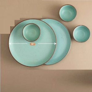 Ensemble d'assiettes en céramique Seafoam Spiral, design texturé en forme d'anneau, bordure couleur terre, construction durable pour un attrait contemporain à la table - Product Image 4