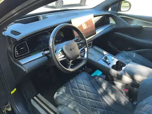 BYBD Sea-Lion.07 EV-110kWh Batería de 110 kWh, Autonomía de 501-600 km, 300-400 CV, Tracción en las Cuatro Ruedas - Product Image 3