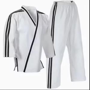 Uniforme de Karate Enfocado en el Entrenamiento, Transpirable, de Secado Rápido, de Algodón, con Logotipo Frontal, para Largas Sesiones de Práctica - Product Image 3
