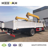 Nouveau camion-grue manipulateur 4x2 ISUZU grue montée sur camion de 5 tonnes 120-190hp avec bras de levage camion-grue télécommandé