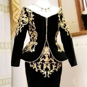 ชุดเดรสผ้าไหมสีดำสำหรับใส่ทำงาน2023ผ้าแก้วคริสตัลปักลาย lehenga choli zari - Product Image 1