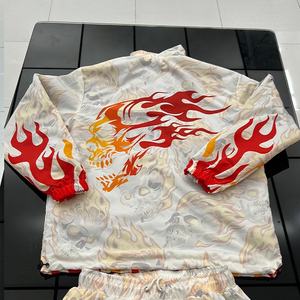 Chándal cortavientos transpirable de poliéster con logotipo personalizado para hombre, pantalones cortos, conjunto de dos piezas para invierno - Product Image 4