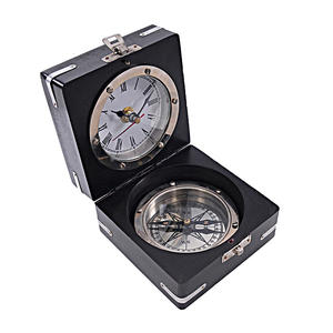 Boussole Horloge en Aluminium avec Boîtier en Bois, Modèle Décoratif 15.2Lx10.8Wx14H cm, Design Côtier, Léger, pour Table, Style Ancien et Moderne - Product Image 2